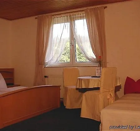 Hotel Restaurant Marienhof 3*