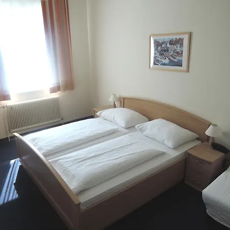 Hotel Restaurant Marienhof 3*