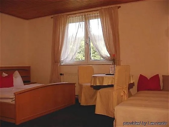 Hotel Restaurant Marienhof 3*