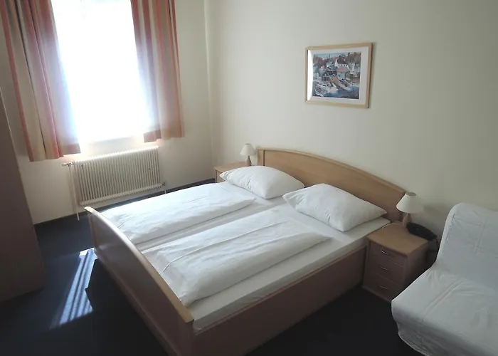 Hotel Restaurant Marienhof 3*