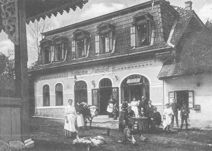 Hotel Restaurant Marienhof 3*